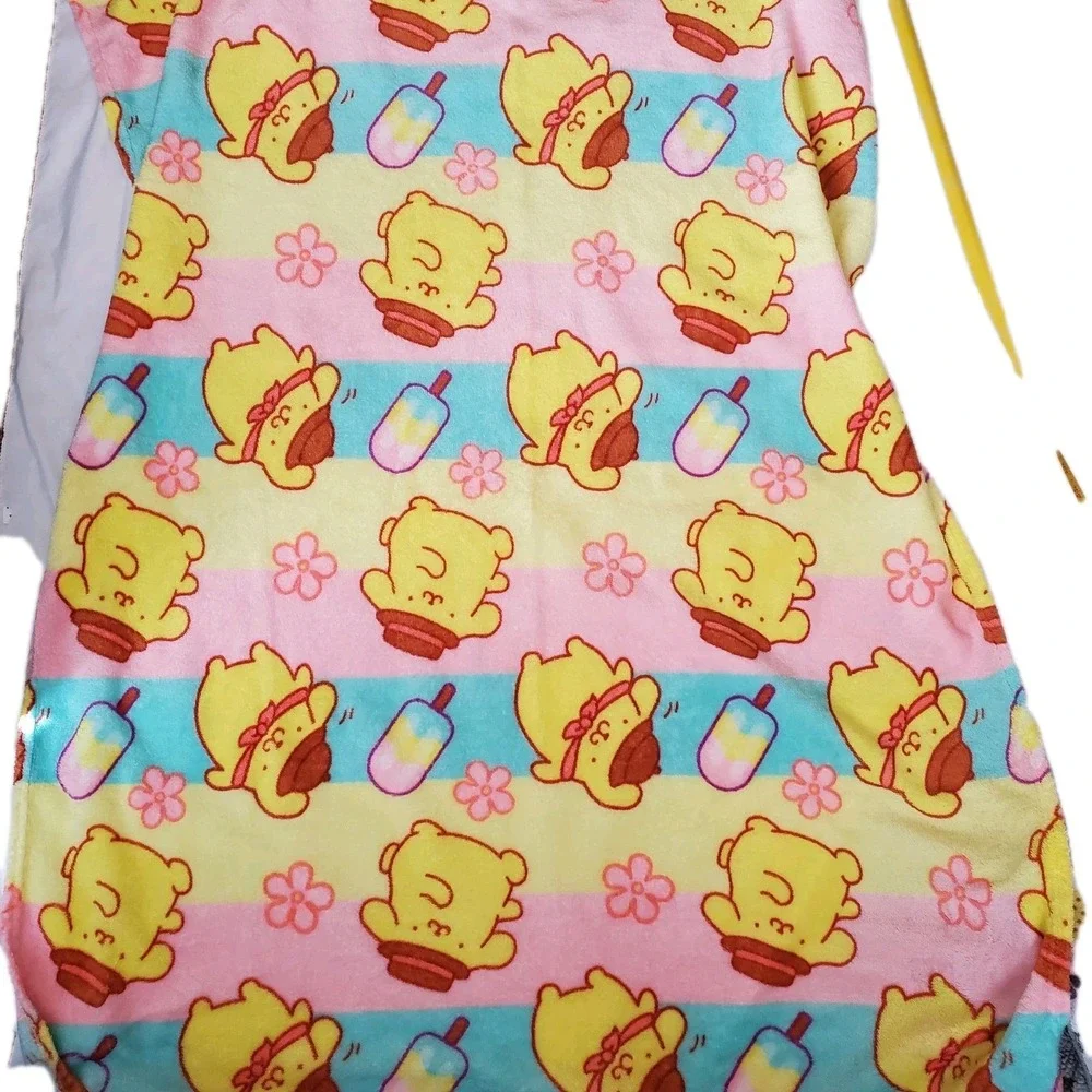 SANRIO HELLO KITTY POMPOMPURIN PLUSH BLANKET‎ 40
